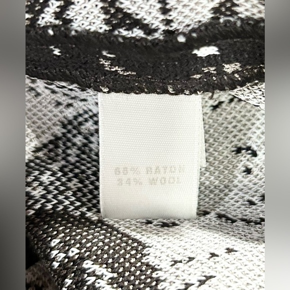 St. John Wool Blend Leaf Print Knit Cardigan Jacket Brown White 12 - Picture 9 of 9